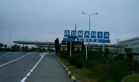 Un moldovean, urmărit internaţional, a fost reţinut de poliţiştii români de frontieră, la vama Albiţa. Foto: bzv.ro