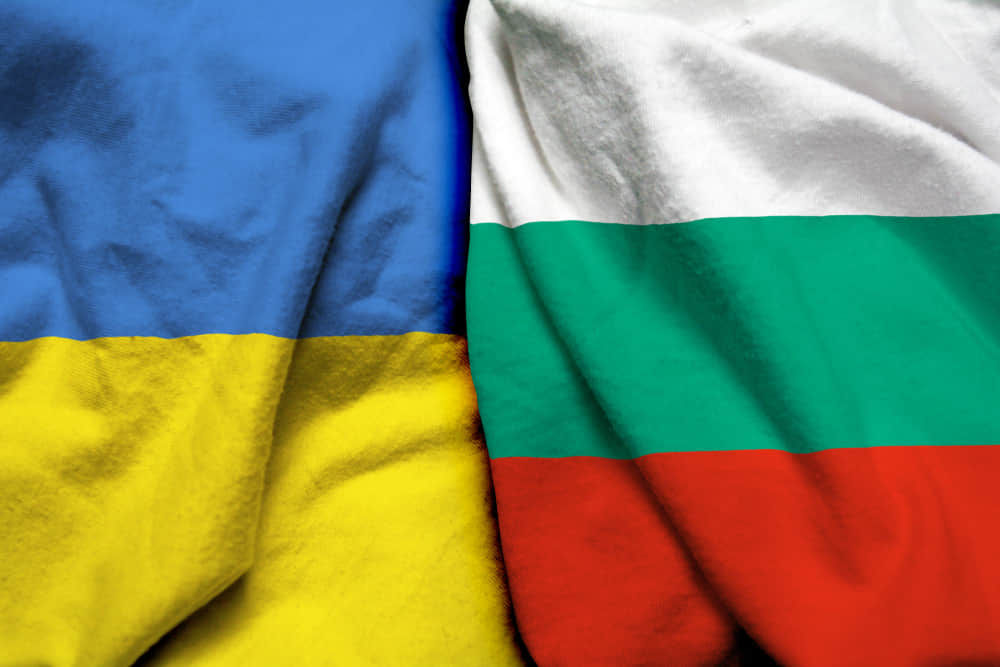 Посольство Украины призвало политиков Болгарии не использовать тему войны в своих целях.