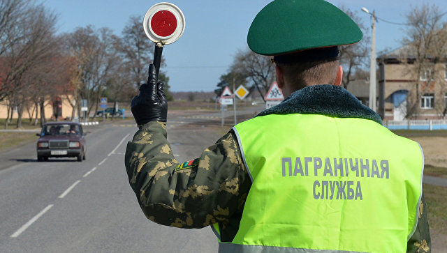 Источник назвал цель запрета на въезд на Украину мужчинам из России.
