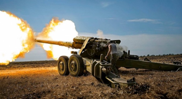 Numărul de cazuri de utilizare a armelor grele în zona Donbas, din estul Ucrainei, a crescut într-o săptămână cu 230%. 