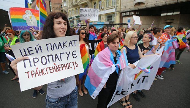 В Раде предложили штрафовать за пропаганду любой сексуальной ориентации.