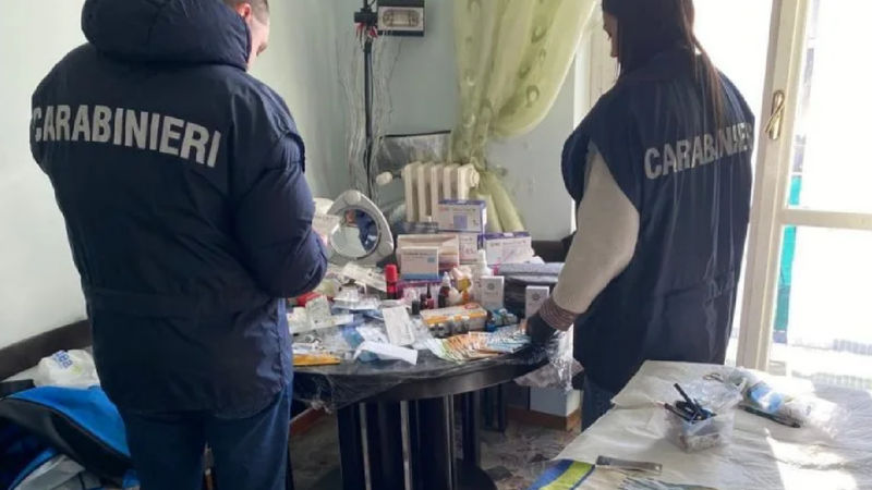 O moldoveancă a deschis un salon de estetică ilegal în Italia și injecta clientelor botox expirat.