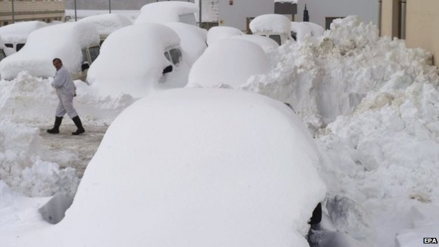 Agenţia spaniolă de meteorologie a anunţat că temperaturile vor scădea vineri, 28 de provincii fiind sub avertizare de temperaturi scăzute.