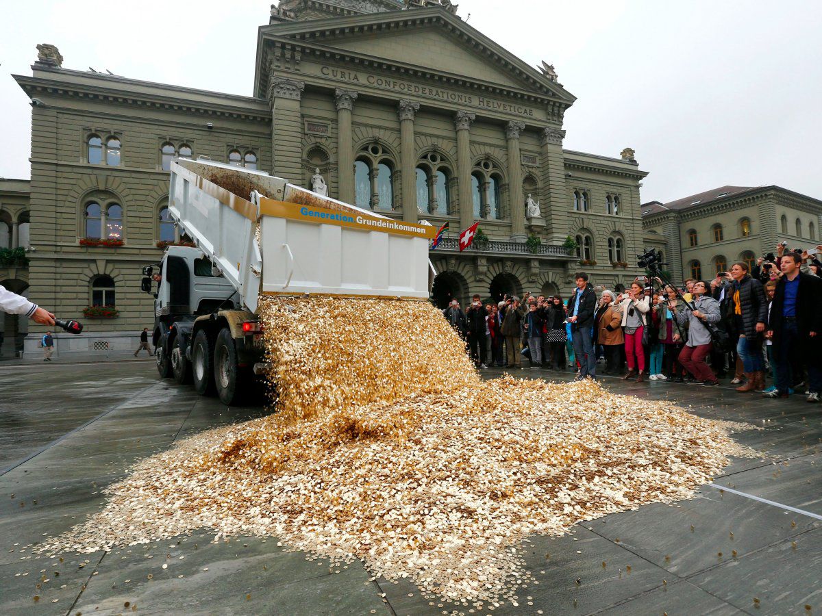 Forumul Economic Mondial a realizat un top al țărilor cu cele mai sigure bănci din lume. Foto: businessinsider.com