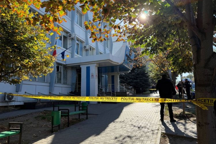 Alertă cu bombă la Judecătoria Buiucani unde se desfășoară ședința în care figurează Plahotniuc.