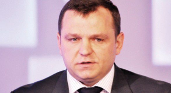 Andrei Năstase s-a bâlbâit în direct la Jurnal TV, când a fost întrebat de ce își bate joc de mama lui.
