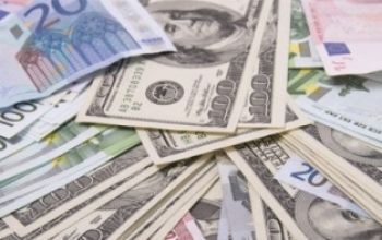 Leul românesc valorează 3.3523 lei, rubla rusească - 0.3568 lei, iar hrivna ucraineană - 1.4904 lei.