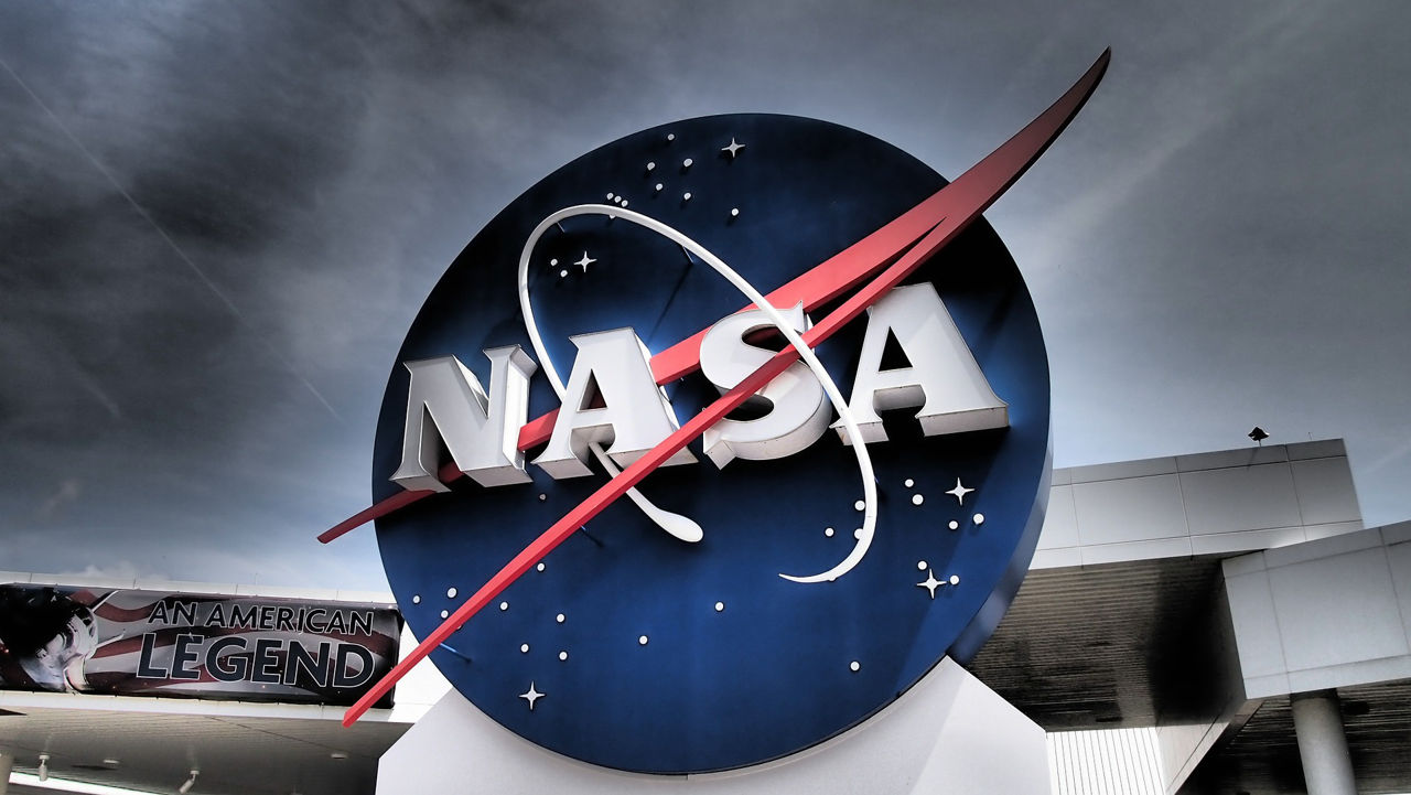 NASA создало спецгруппу для исследования неопознанных воздушных явлений.