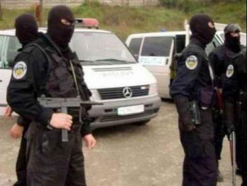 Oamenii legii percheziționează la această oră casa unui judecător din raionul Criuleni.