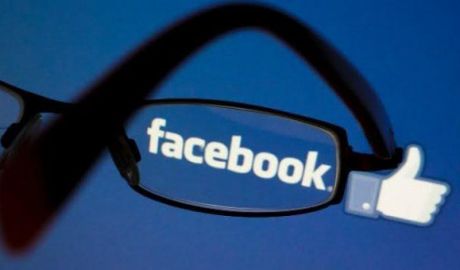 Facebook riscă 50 mil. euro amendă dacă nu înlătură ştirile false. Foto: capital.ro