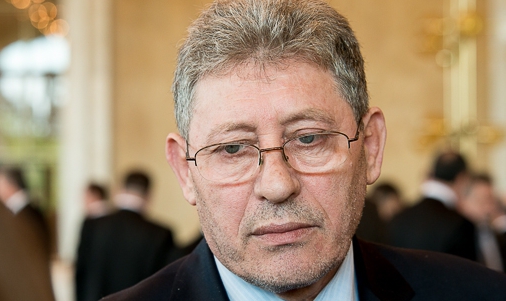 Ghimpu spune că hotărârea privind trecerea atribuţiilor preşedintelui Parlamentului către vicepreşedintele Liliana Palihovici este ilegală şi o va contesta la Curtea Constituţională.