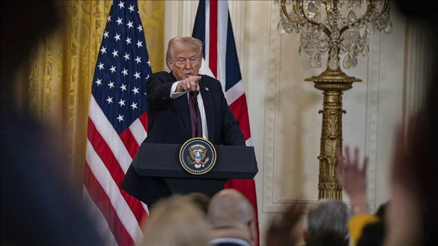 Trump a anunțat introducerea unor taxe de 25% pentru importul mai multor tipuri de camioane în SUA.