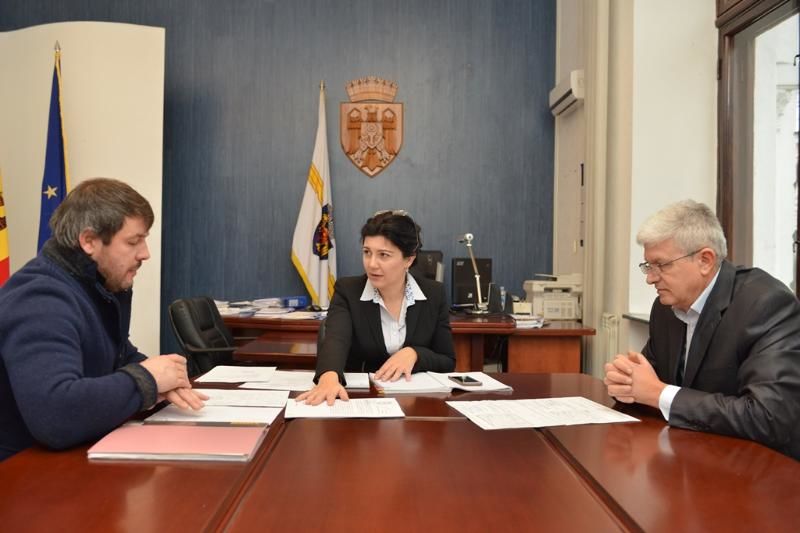 Primarul general interimar a avut zi de audiență a cetăţenilor
