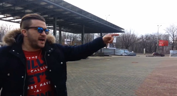 В соцсетях появилось очередное видео, в котором блогер раскритиковал Киртоакэ.