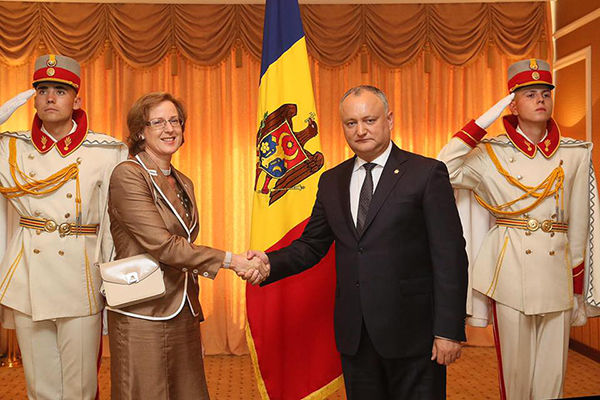 Igor Dodon a primit scrisorile de acreditare din partea a trei ambasadori. 