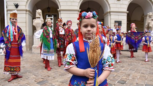 На Украине смертность почти вдвое превысила рождаемость.