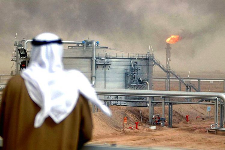 Bloomberg: у мировой нефтяной державы заканчиваются деньги.