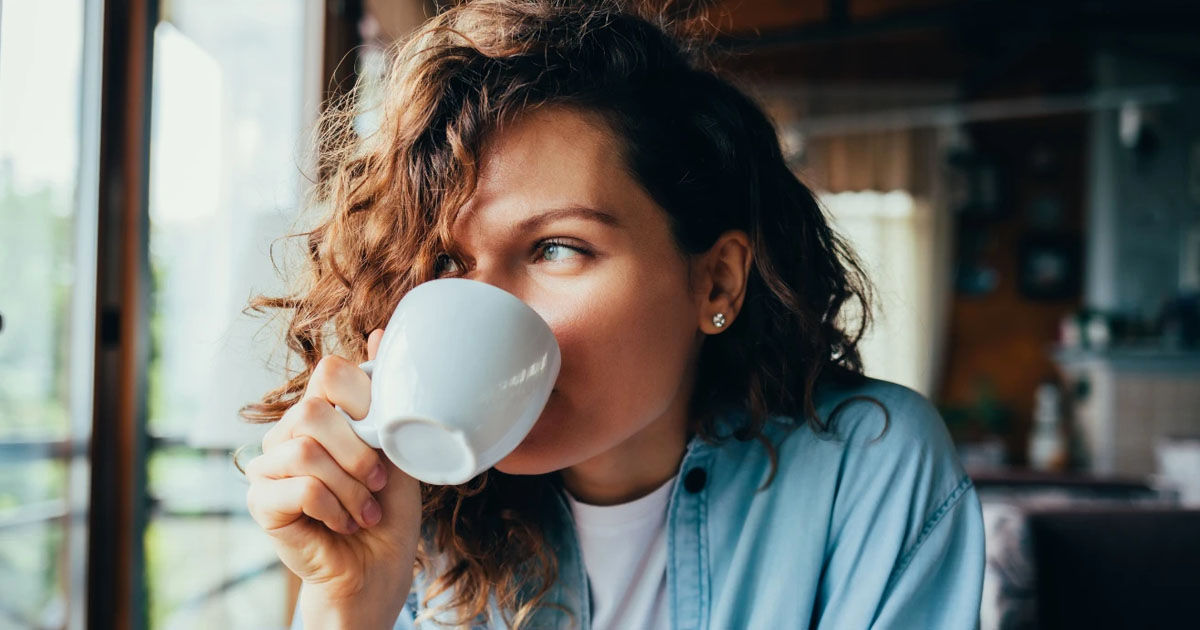 Studiu: Cafeaua prelungește viața, dar există o singură condiție.