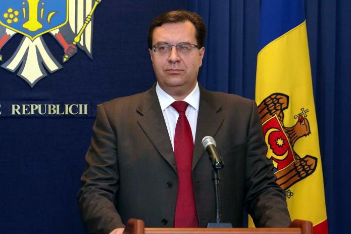 Лупу выразил недоумение тем фактом, что молдавские школьники до сих пор изучают историю не своего, а соседнего государства.