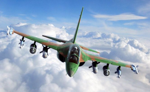Noul model va fi capabil să transporte unele tipuri de arme suplimentare şi în plus, aeronava va fi folosită şi pentru antrenamentul piloţilor. Foto: 1.bp.blogspot.com