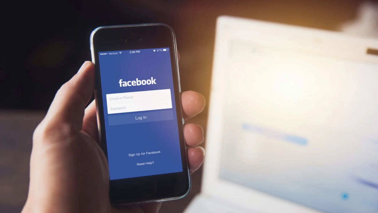 Facebook a șters 9.000 de pagini după ce australienii au plătit escrocilor 43,4 milioane de dolari.