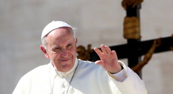 Femeile „sunt mai curajoase decât bărbații”, a declarat papa Francisc.