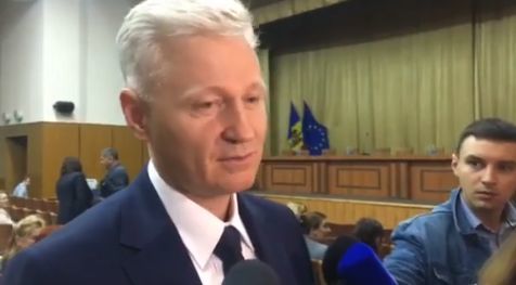 Представитель ВСМ пришел на Генеральную ассамблею судей.
