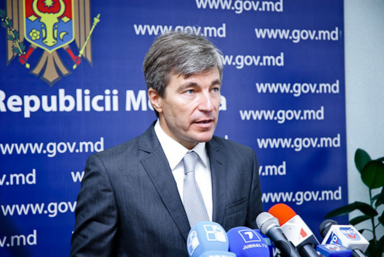 Carpov: Formatul 5+2 este ineficient și prin componența lui. Foto: Canal3.md