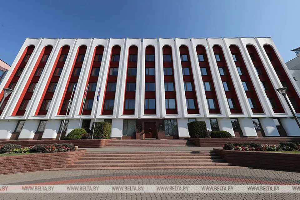 Беларусь закрывает генконсульство Украины в Бресте и сокращает украинское диппредставительство в стране.