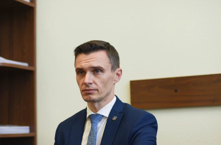 Adjunctul procurorului general, Sergiu Russu, a promovat evaluarea externă.