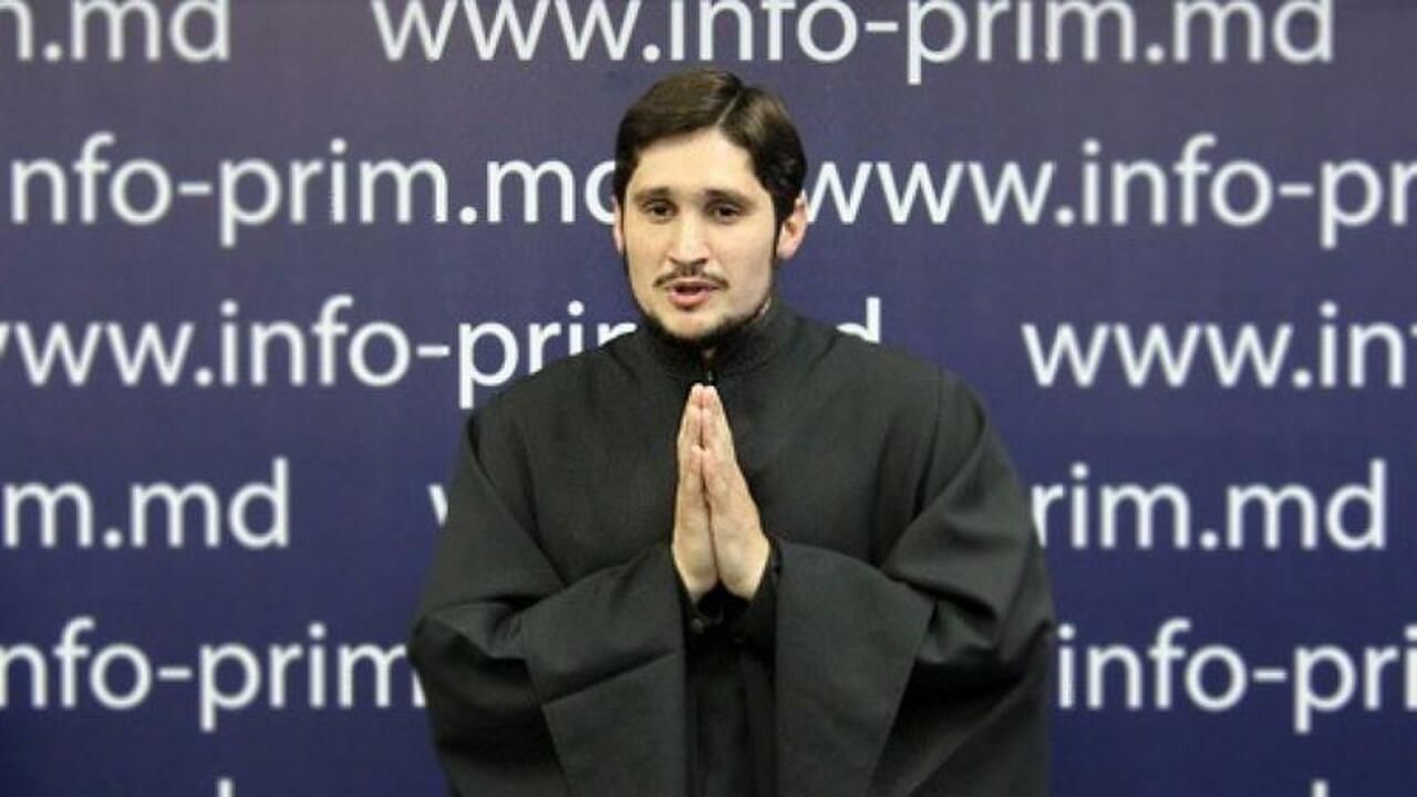 Священника Валуцу, привязавшего собаку к машине, отлучили от церкви