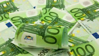 Datele Băncii Naționale arată că doar în luna martie acestea și-au comprimat creditarea cu aproape 20%. Foto: mbc.md