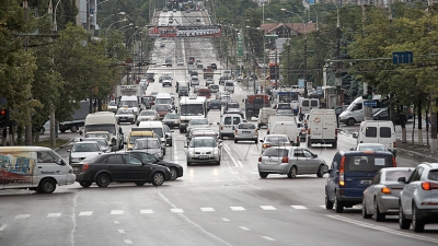 Din cauza ploii în această dimineaţă s-a circulat cu dificultate. Ambuteiaje imense au putut fi văzute în cele mai mari intersecţii ale Capitalei.