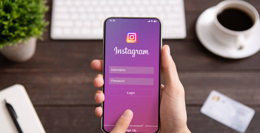 Данные почти 50 млн пользователей Instagram утекли в Сеть.