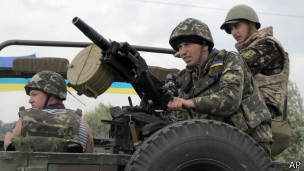 Сообщается, что ранения получили семь украинских пограничников.