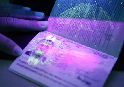 Для свободного передвижения по ЕС гражданам Молдовы нужен биометрический паспорт. Фото: ru.tsn.ua