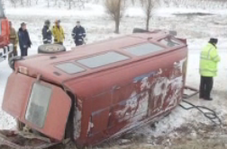 Microbuzul care s-a răsturnat ieri lângă Străşeni nu a trecut  testarea tehnică.