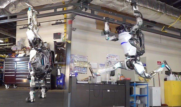 Компания Boston Dynamics представила новые возможности человекоподобного робота Atlas. 