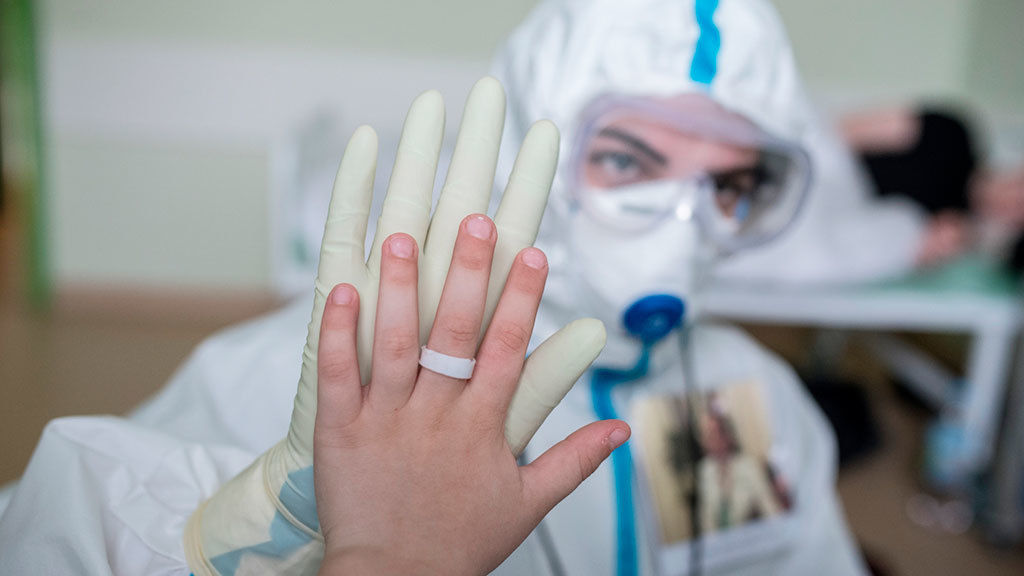 Франция внесла Россию в список «красных» стран из-за COVID-19.