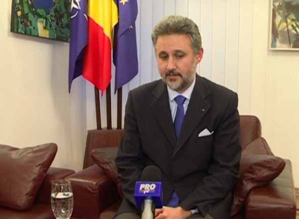 Autoritatile romane vor mari numarul de functionari in birourile electorale din Moldova la turul doi al alegerilor prezidentiale si vor amplasa mai multe cabine de vot.