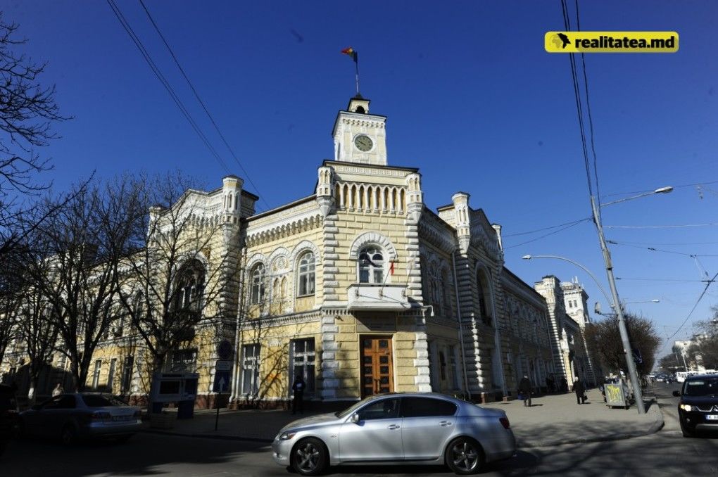 Glorinal погасит долг в размере 4 млн леев, а примэрия найдет средства, чтобы купить эти 3 квартиры. Фото: realitatea.md.