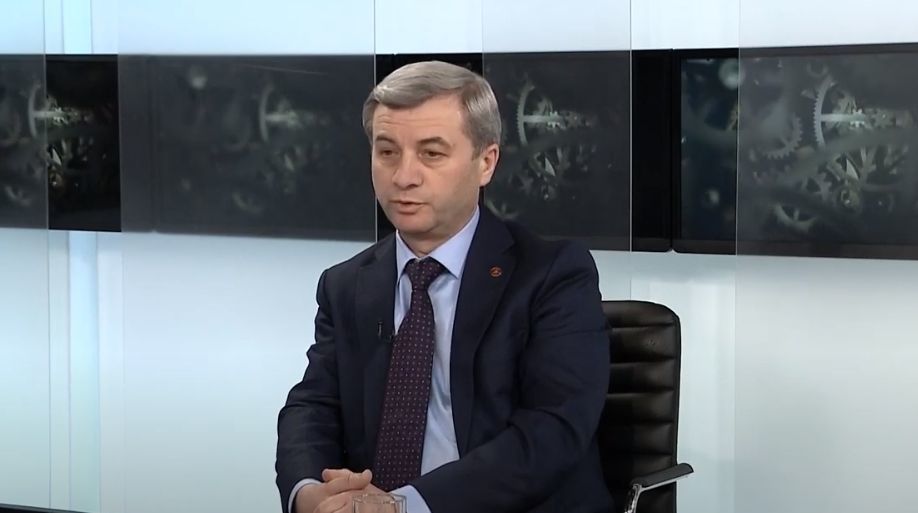 Председатель парламентской фракции ПСРМ Корнелиу Фуркулицэ.