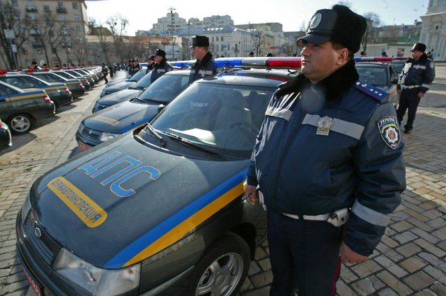 Более 11 тыс. украинцев подали заявки на работу в дорожной полиции, из них 30% — женщины.