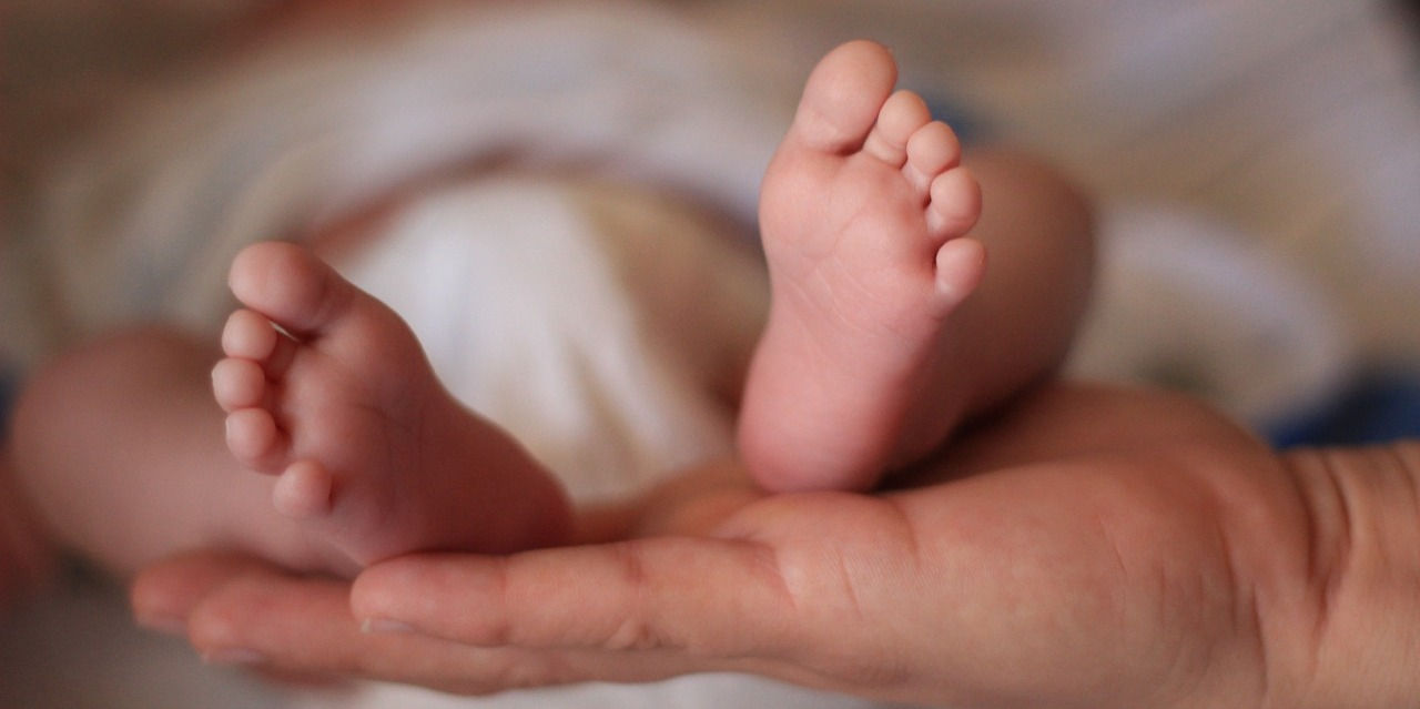 Tragedie într-o familie de la Florești: Un bebeluș de două luni și-a pierdut viața.