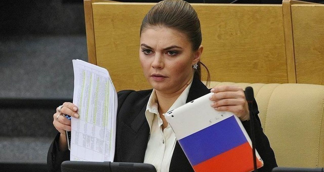 Группа граждан Швейцарии требует лишить швейцарского гражданства Кабаеву.