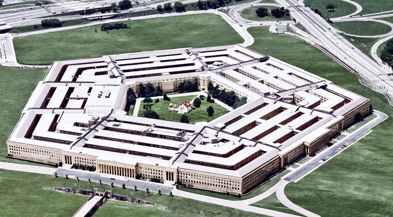 США могут нанести превентивный ядерный удар без разрешения Конгресса.
