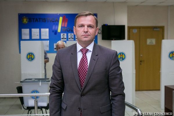 Андрей Нэстасе набрал 52,57% голосов избирателей, став новым примаром столицы.