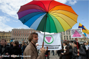 Акция гей-активистов должна была состояться в гайд-парке на Марсовом поле в честь дня каминг-аута.
