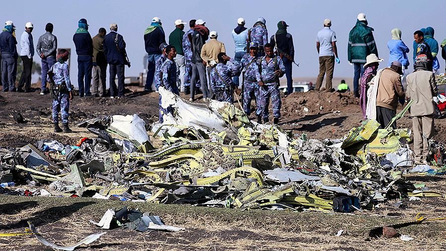 Boeing 737 MAX разбился в Эфиопии 10 марта через несколько минут после взлета. Погибли 157 человек.
