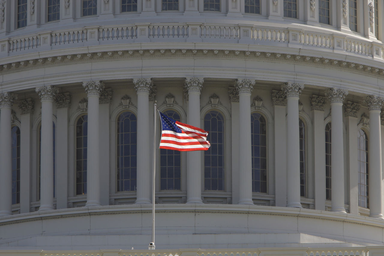 Власти США отложили рассмотрение разрешения на службу трансгендеров в армии